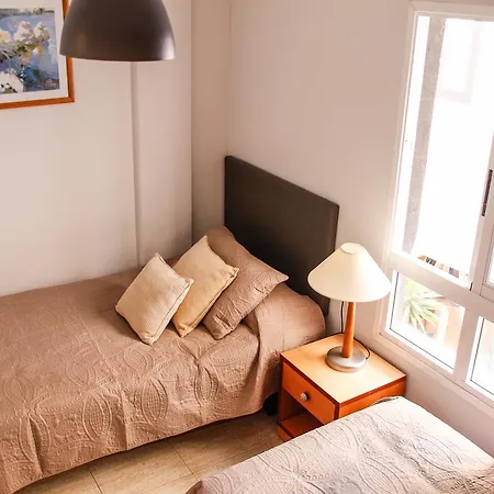 Ocean View Retro-chic Apartment